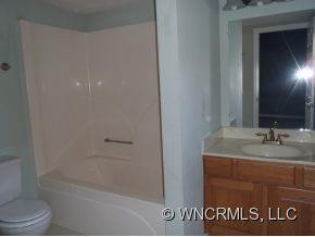 186 Callahan St - Photo 17