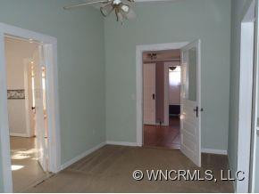 186 Callahan St - Photo 8