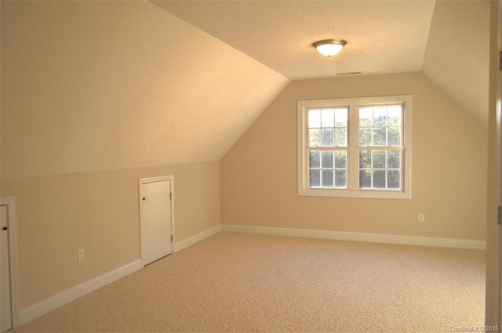 143 SAVANNAH DAWN DRIVE - Photo 13