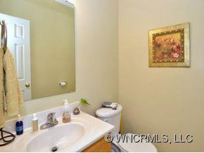 880 West Pointe Drive - Photo 12