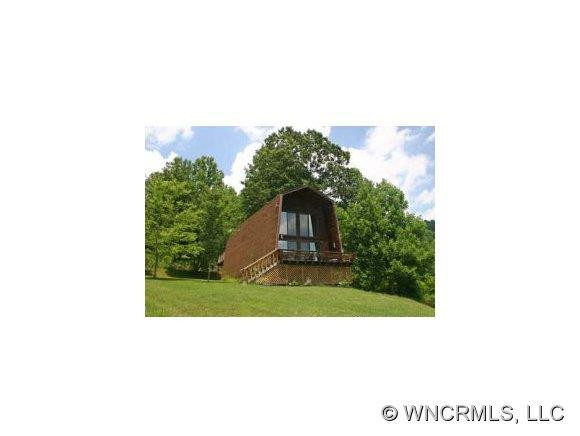 182 Dahlia Lane