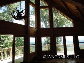 300 WILLIAMS CIRCLE - Photo 2