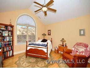 68 MOUNTAIN MEADOW CIRCLE - Photo 11