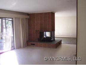 34 Sugarloaf Cove Lane - Photo 2