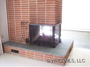 34 Sugarloaf Cove Lane - Photo 5