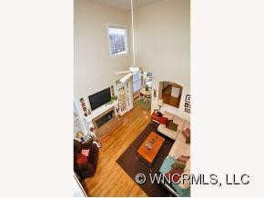 215 GREEN MEADOWS LANE - Photo 19