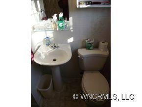 303 Fairfax Avenue - Photo 13