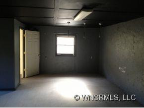 8633 Hwy 25/70 - Photo 8