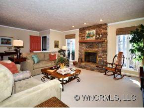 121 DOGWOOD TRAIL - Photo 3