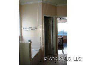 1 Holmes Lane - Photo 14
