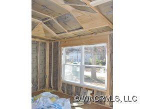 104 Iris Street - Photo 4