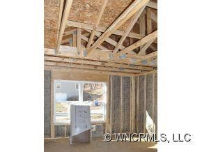 104 Iris Street - Photo 5