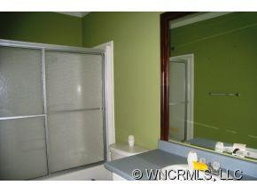 334 Fox Den Road - Photo 12