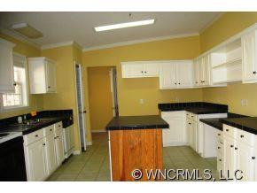 334 Fox Den Road - Photo 8