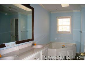 334 Fox Den Road - Photo 10
