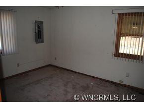 641 Red Maple Drive - Photo 10