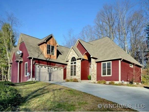 92 MAGNOLIA FARMS DR