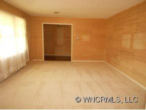 206 Honeysuckle Drive - Photo 8