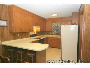 200 Oak Grove Road - Photo 6