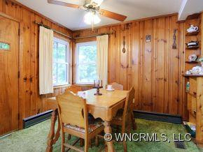 222 Wilson Ave - Photo 4
