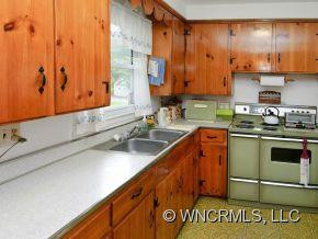 222 Wilson Ave - Photo 5