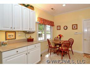 297 Cambridge Drive - Photo 5