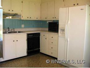 225 Balsam Road - Photo 9