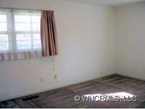 225 Balsam Road - Photo 10