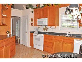 27 Stonebridge Drive - Photo 6