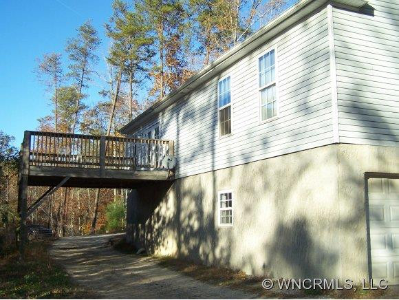 429 Island Creek Road