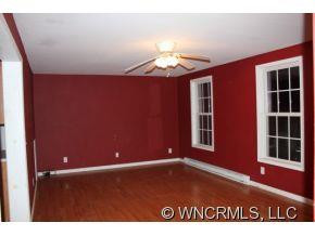 429 Island Creek Road - Photo 3