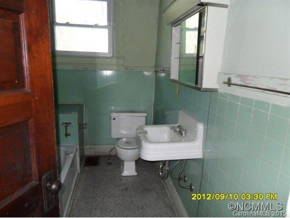 216 Fleming Street - Photo 13