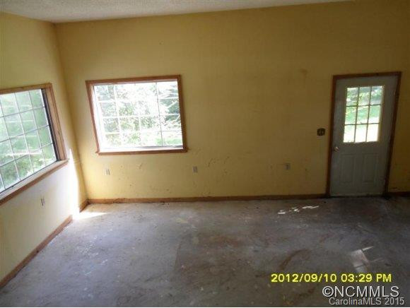216 Fleming Street - Photo 9