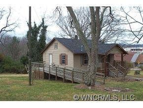 105 Adams Hill Rd - Photo 2