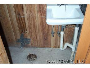 105 Adams Hill Rd - Photo 17