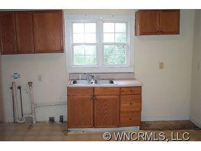 105 Adams Hill Rd - Photo 10