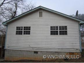 7 White Ave - Photo 3