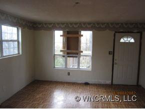 7 White Ave - Photo 6