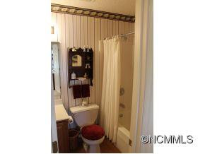 701 Woodhill Ct. - Photo 14