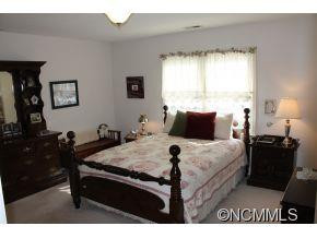 701 Woodhill Ct. - Photo 17