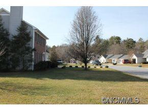 701 Woodhill Ct. - Photo 3