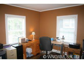 10 Lorraine Avenue - Photo 12
