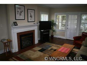 10 Lorraine Avenue - Photo 4