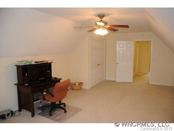 25 Secretariat Drive - Photo 13