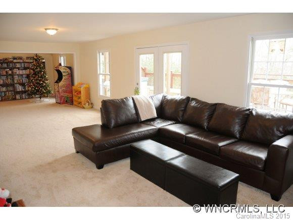 25 Secretariat Drive - Photo 17