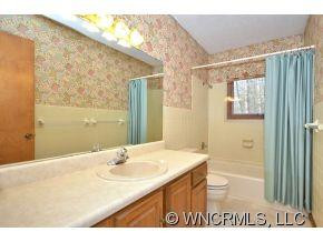 520 Sleepy Hollow Drive - Photo 13