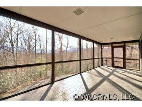 520 Sleepy Hollow Drive - Photo 7
