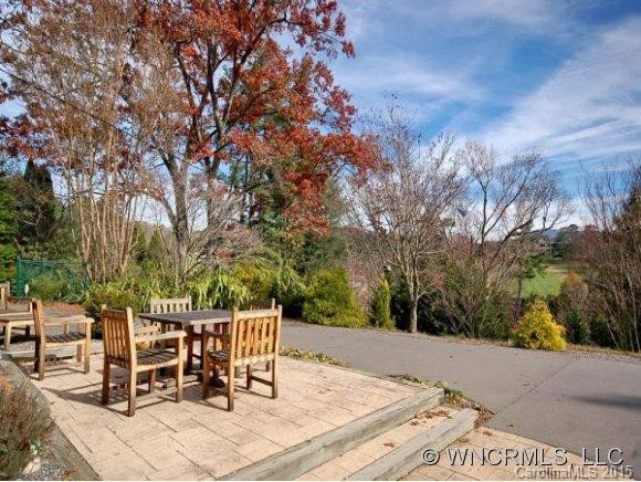 155 MARLBOROUGH ROAD - Photo 3