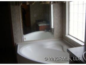 109 Bee Ridge Road - Photo 4