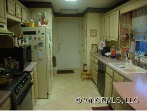 16 TERRI DRIVE - Photo 8
